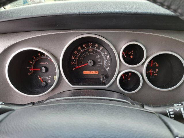 2016 Toyota Sequoia SR5