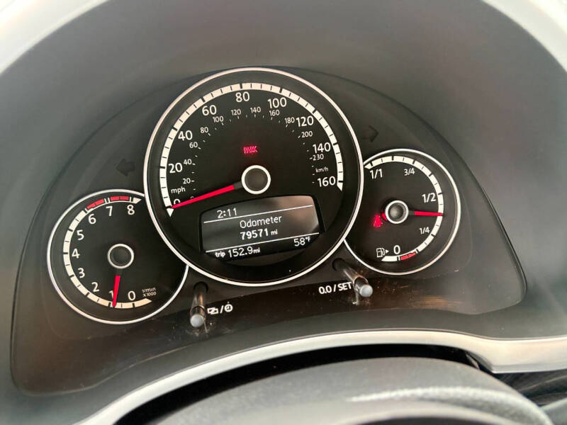 2013 Volkswagen Beetle Convertible Turbo PZEV