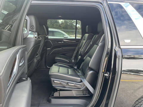 2023 Cadillac Escalade ESV Premium Luxury