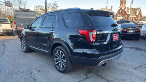2017 Ford Explorer Platinum