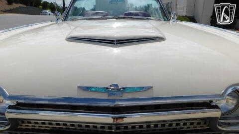 1962 Ford Thunderbird