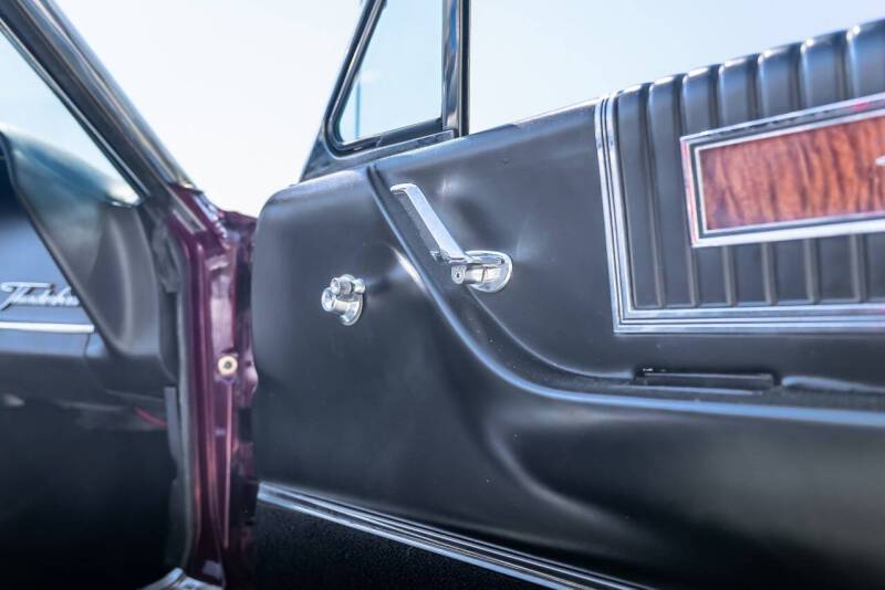 1966 Ford Thunderbird