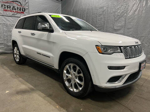 2019 Jeep Grand Cherokee for sale at GRAND AUTO SALES in Grand Island NE