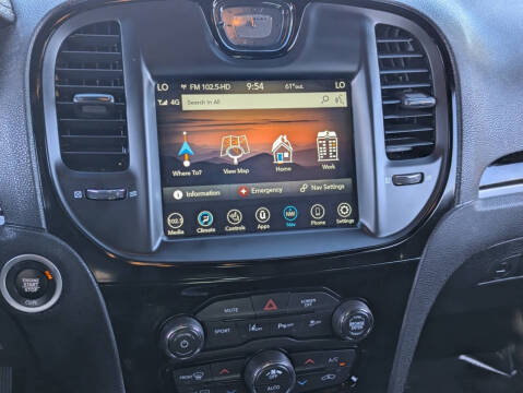 2022 Chrysler 300 S V6