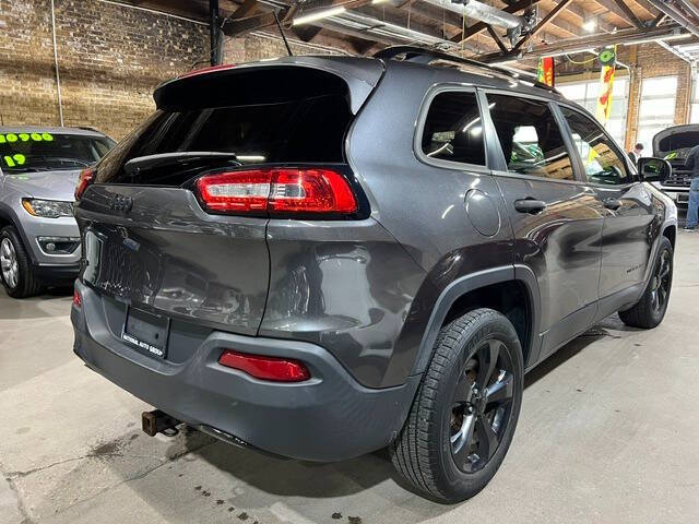 2016 Jeep Cherokee Sport