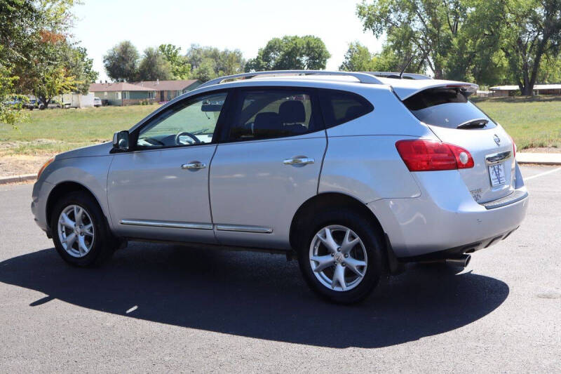 2011 Nissan Rogue SV