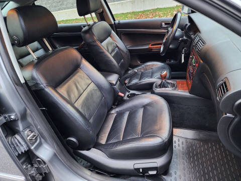 2003 Volkswagen Passat W8 4Motion