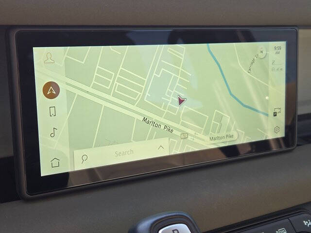 2020 Land Rover Defender 110 SE