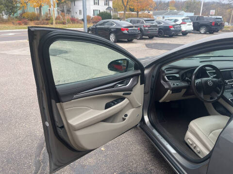 2017 Buick LaCrosse Essence