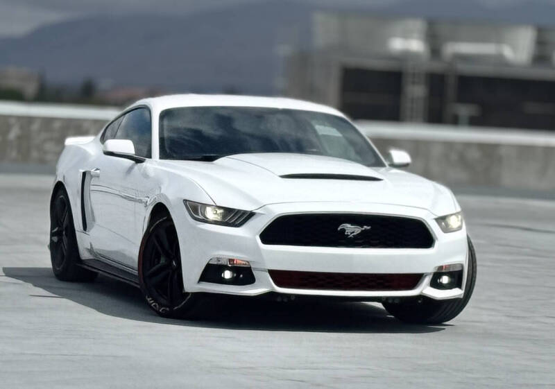 2016 Ford Mustang EcoBoost Premium