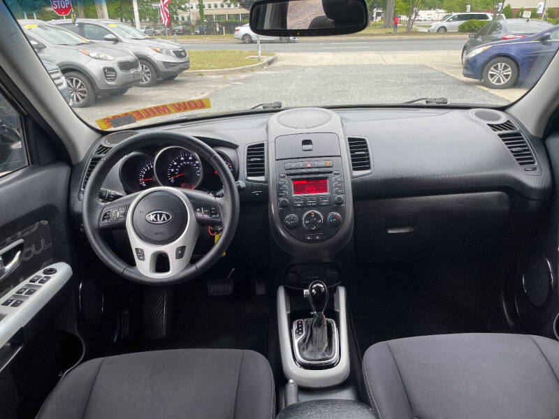 2012 Kia Soul +