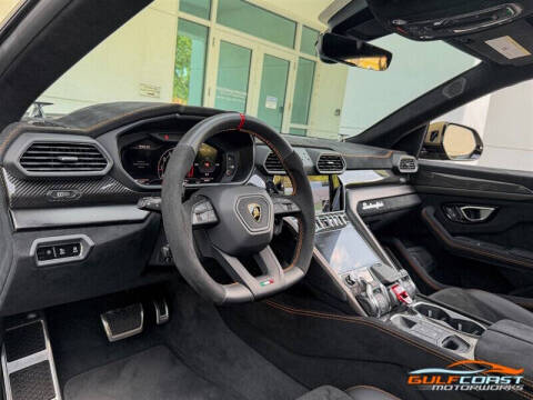 2024 Lamborghini Urus Performante