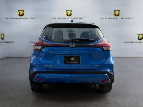 2023 Nissan Kicks SR