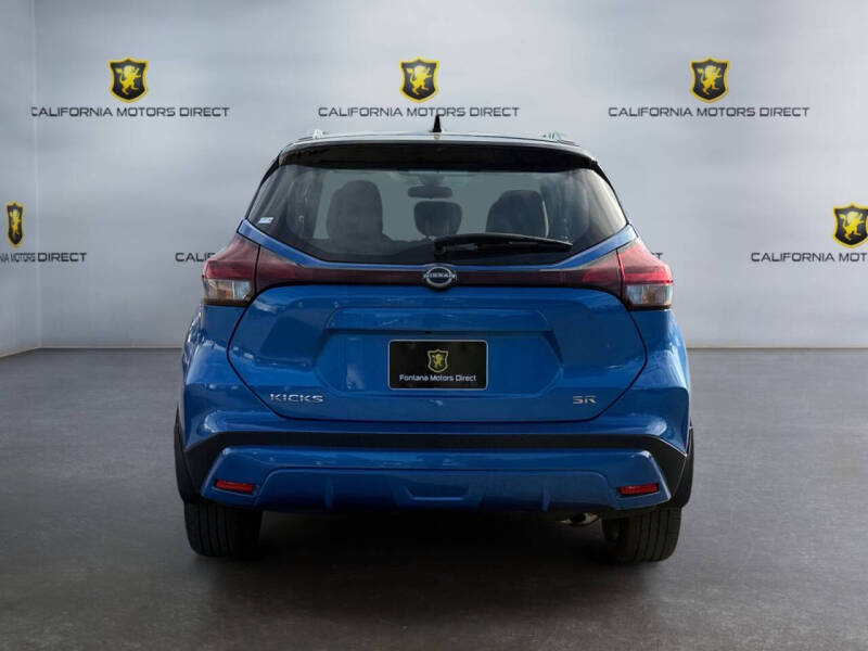 2023 Nissan Kicks SR