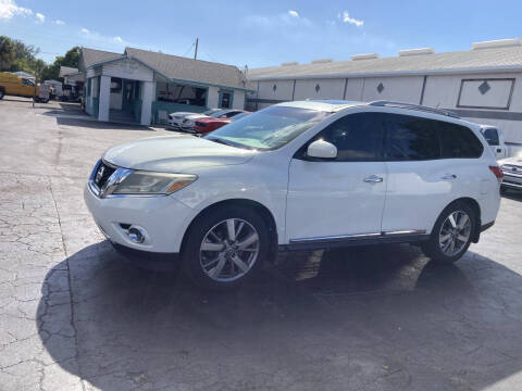 2014 Nissan Pathfinder SL