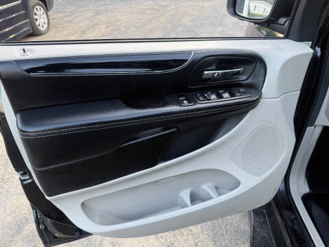 2017 Dodge Grand Caravan SE