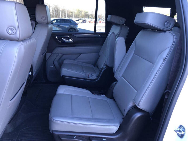 2022 GMC Yukon XL SLT