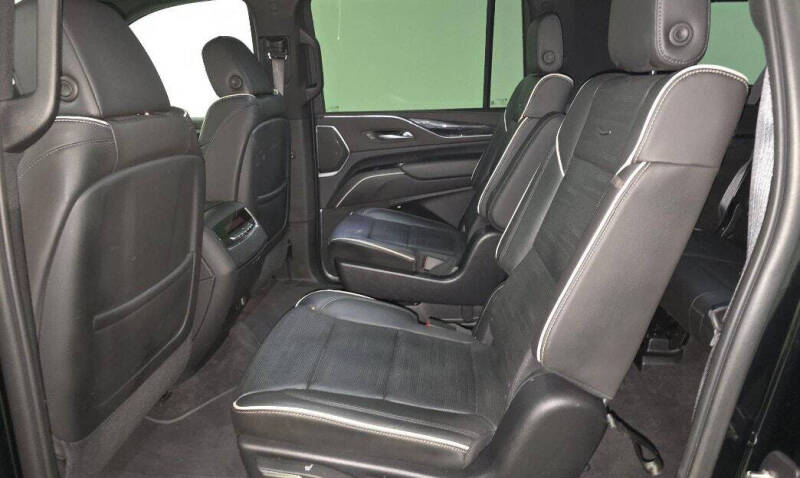 2022 Cadillac Escalade ESV Sport