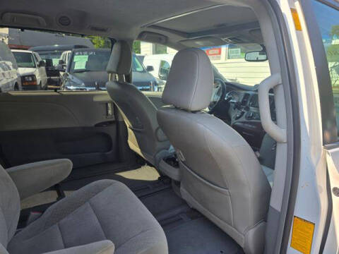 2013 Toyota Sienna