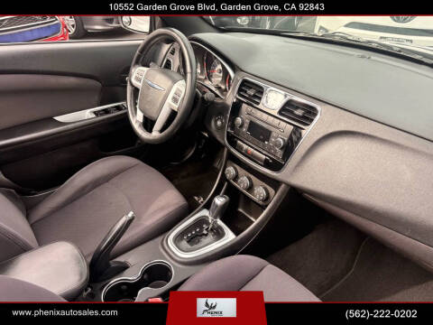 2014 Chrysler 200 Touring