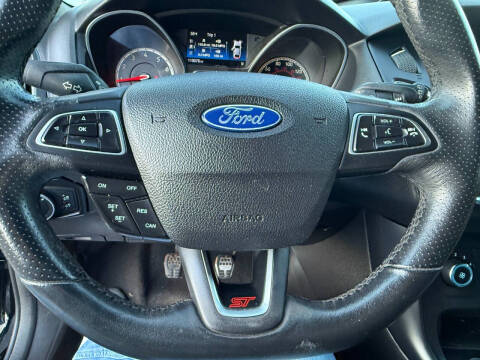 2018 Ford Focus ST