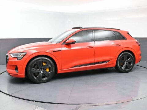 2022 Audi e-tron quattro Premium Plus