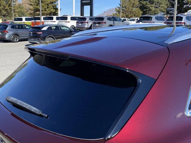 2022 Lincoln Nautilus Black Label