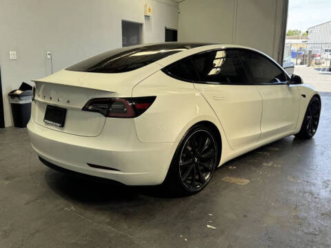 2019 Tesla Model 3 Mid Range
