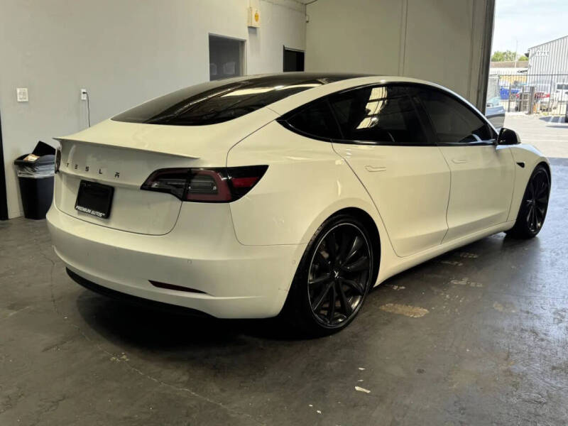 2019 Tesla Model 3 Mid Range