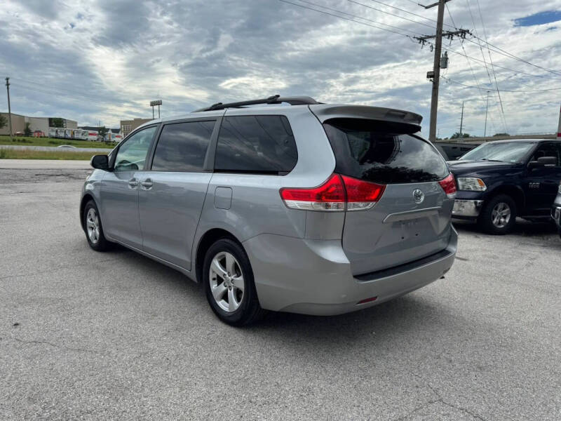 2014 Toyota Sienna