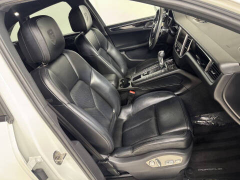 2015 Porsche Macan S