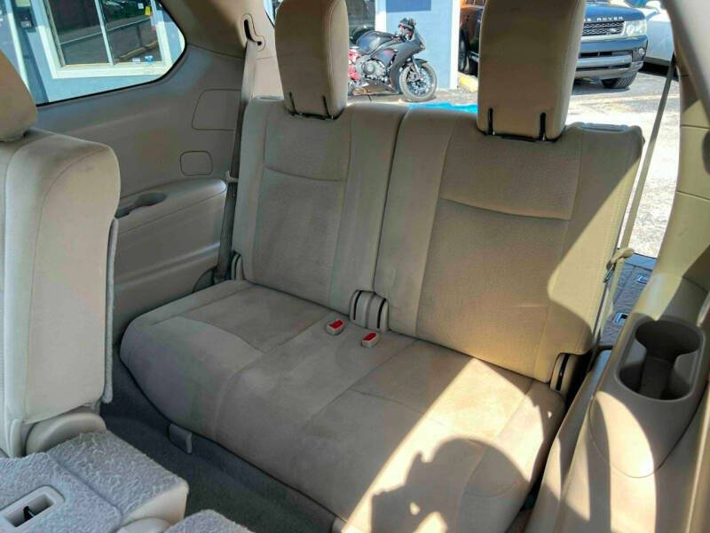 2013 Nissan Pathfinder S