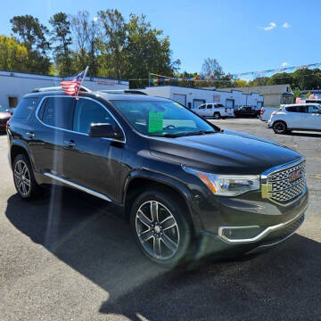 2017 GMC Acadia Denali