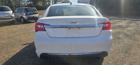 2014 Chrysler 200 LX