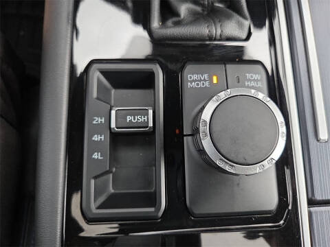 2023 Toyota Sequoia SR5