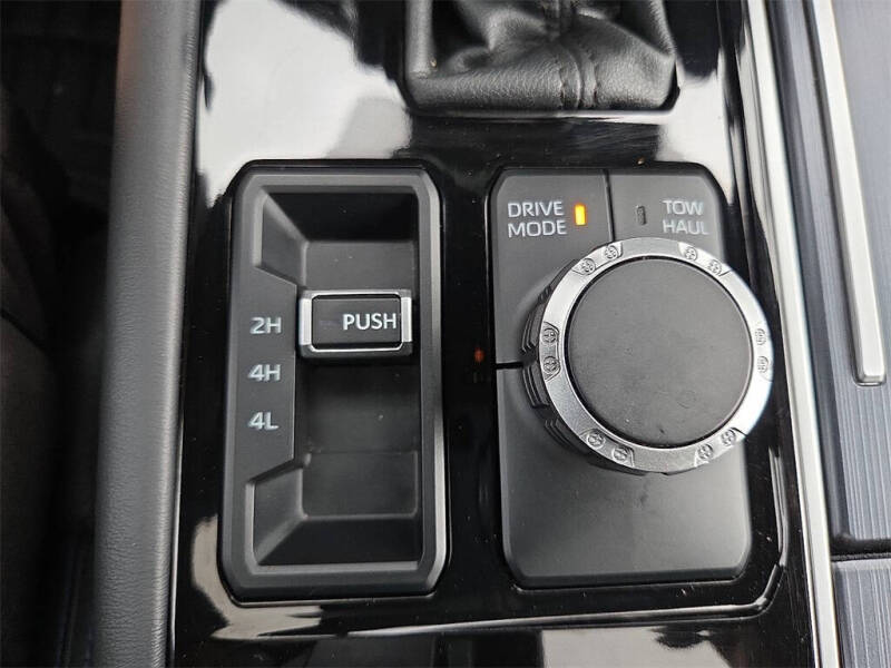 2023 Toyota Sequoia SR5