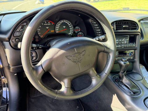 2004 Chevrolet Corvette