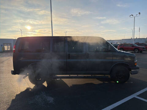 2016 Chevrolet Express LT 2500