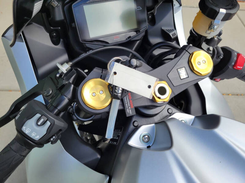 2025 Suzuki GSXR 1000 ABS