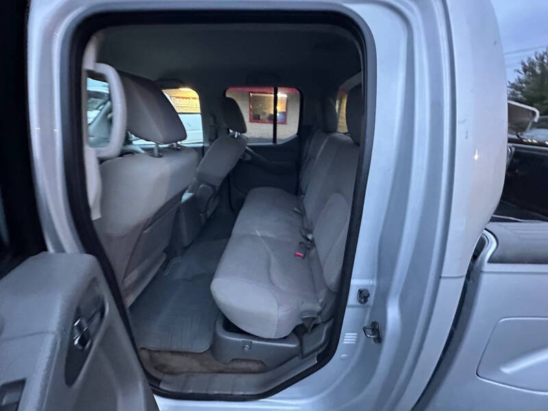 2011 Nissan Frontier SL