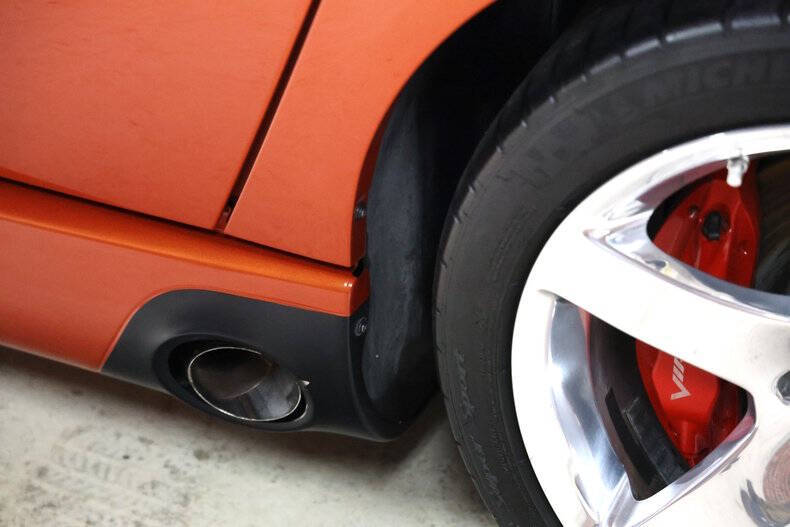 2006 Dodge Viper SRT-10