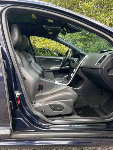 2016 Volvo XC60 T5 Drive-E Premier
