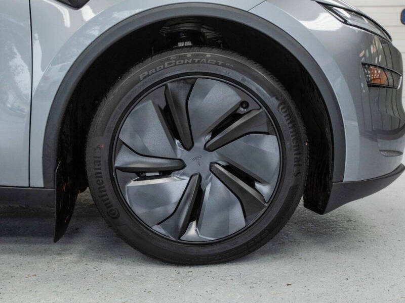 2026 Tesla Model Y Long Range