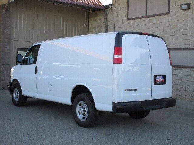 2020 Chevrolet Express 2500