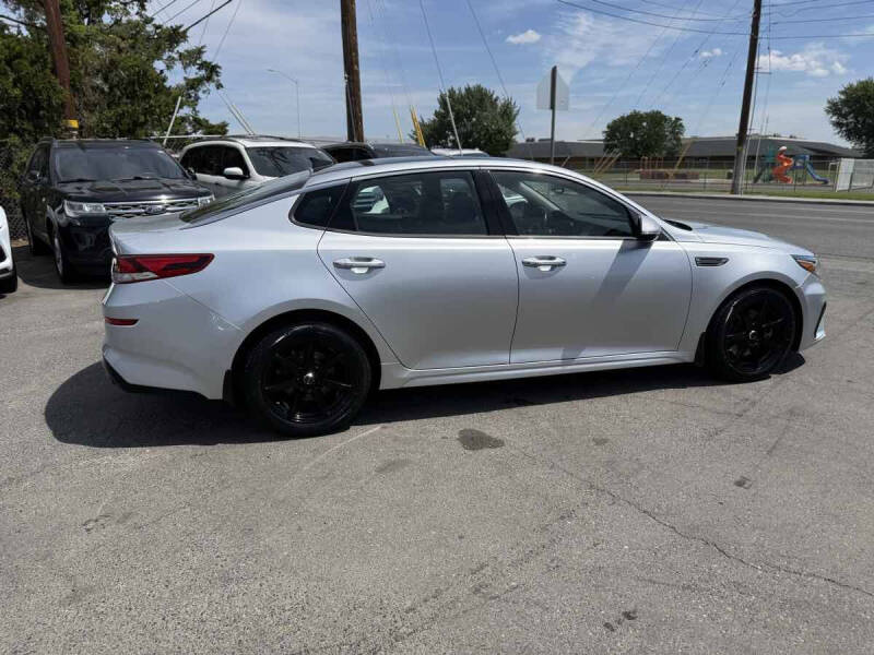 2019 Kia Optima EX