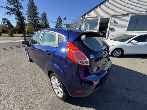 2016 Ford Fiesta SE