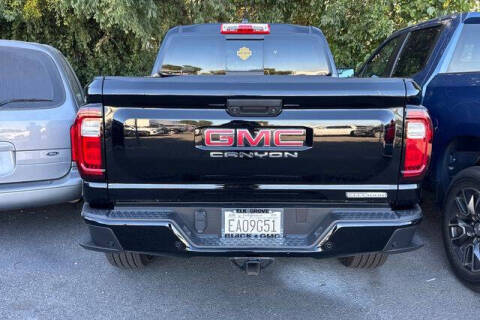 2025 GMC Canyon Elevation