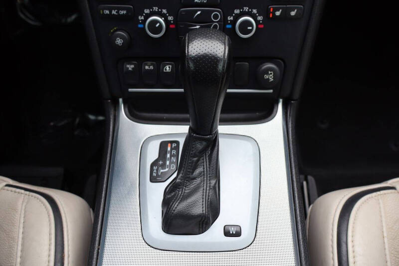 2011 Volvo XC90 3.2 R-Design