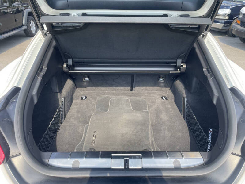 2016 Porsche Panamera