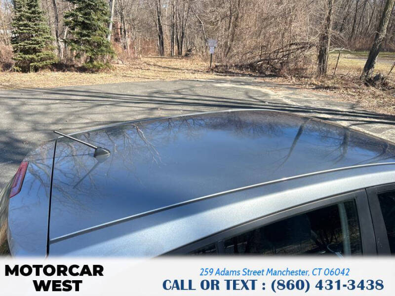 2009 Nissan Versa 1.8 S